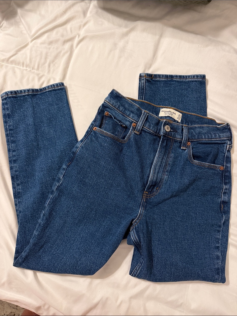 Abercrombie & Fitch Women's Dark Blue Straight-Leg Jeans